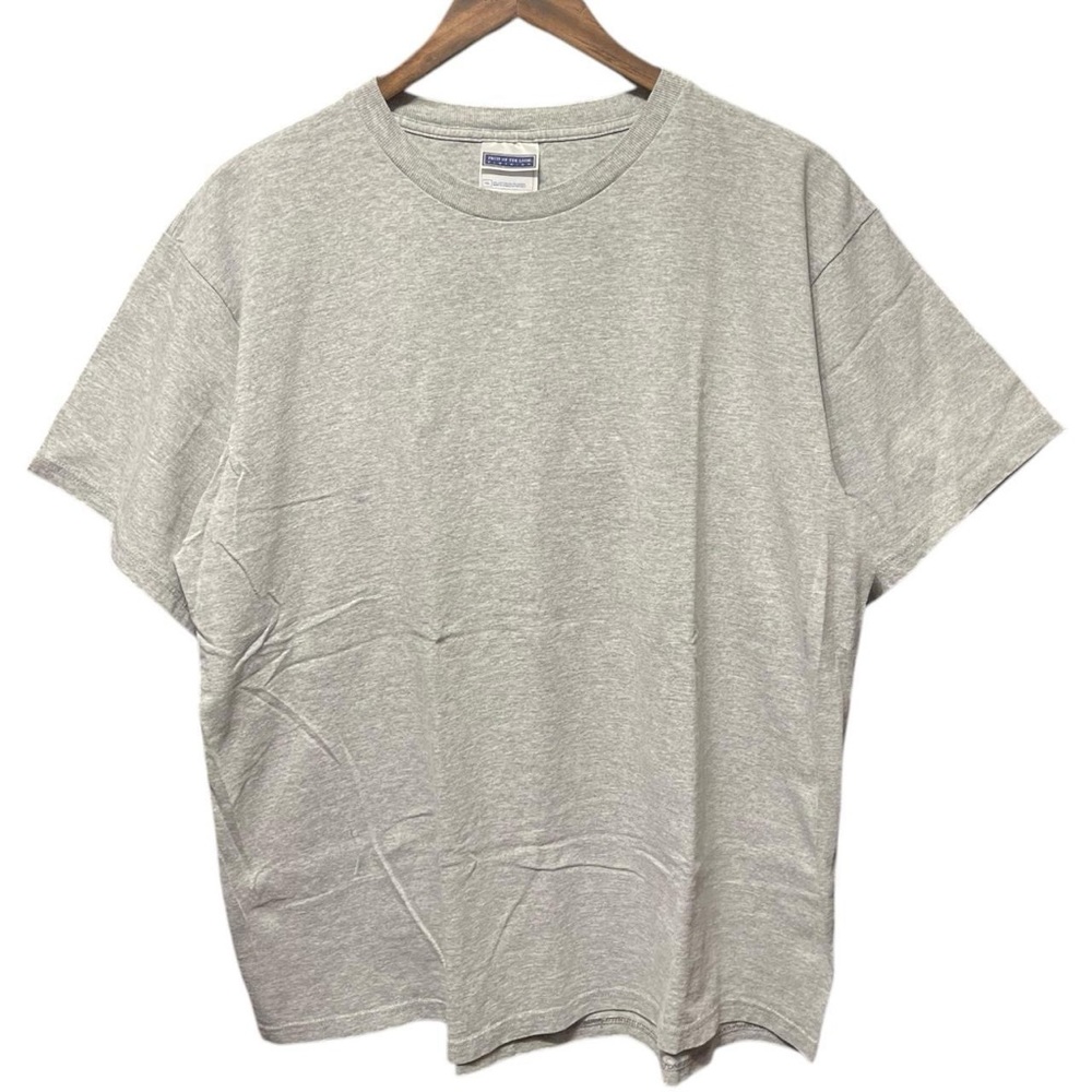 Plain Blank Grey Fruit of the loom Vintage 90s 2000s short sleeve Crewneck Shirt